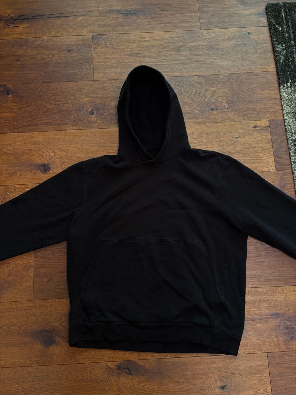 Lululemon Mens Black Pullover Hoodie - Picture 2 of 5